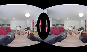 RealityLovers VR - Sexy German Milf joyriding