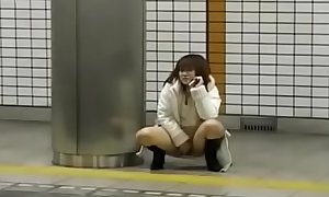 Japanese girl groped in a train with no panties