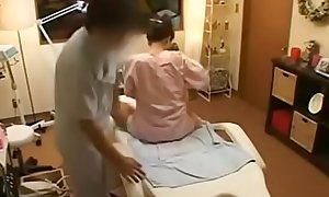 japanese expects a massage and get molested instead