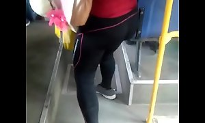 Vendedora en bus