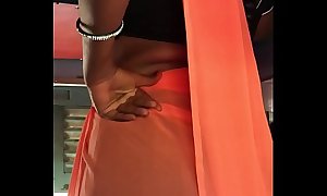 Kannada Girl showing waist and boobs show
